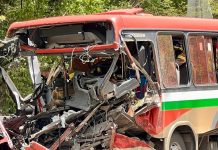 Un muerto y varios heridos deja choque de bus en Morazán.