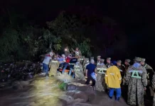 Madre y su hijo mueren arrastrados por una quebrada en San Vicente