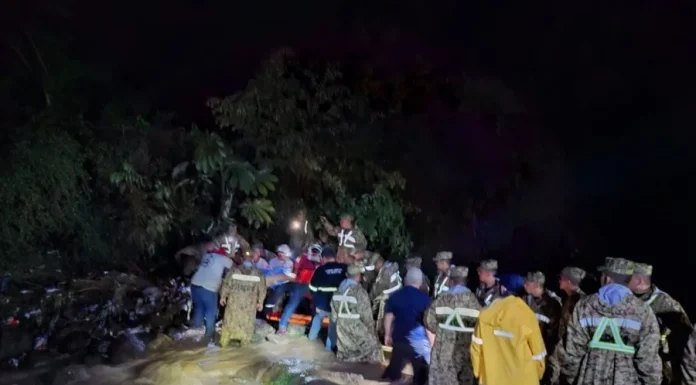 Madre y su hijo mueren arrastrados por una quebrada en San Vicente