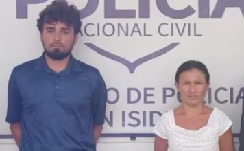 Mujer detenida tras inyectarle veneno a su prima por celos