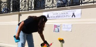 Prometen compensación de 200 mil dólares a familiares de mujer que murió de un disparo en centro de San Salvador