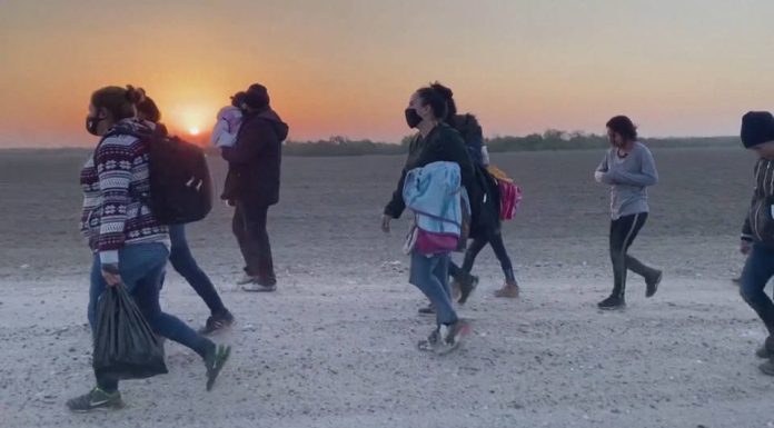 Donald Trump promete detener la migración de los países pobres a USA