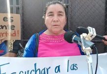Madre clama libertad de su hijo capturado cuando este ingresó a El Salvador.
