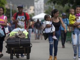 Los retornados de Estados Unidos y su impacto al llegar a su tierra natál.